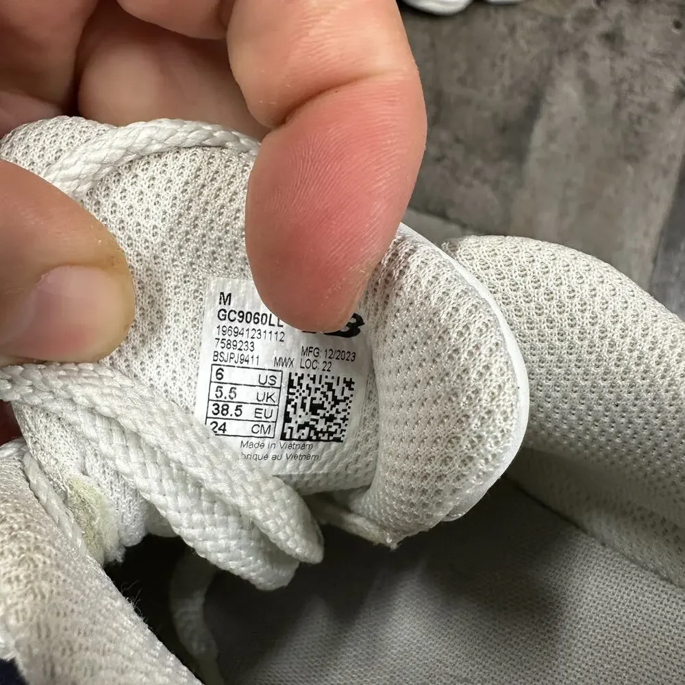 New Balance 9060 Reflection (GS) GC9060LL Women’s Size 6 White Shoes - Picture 12 of 16